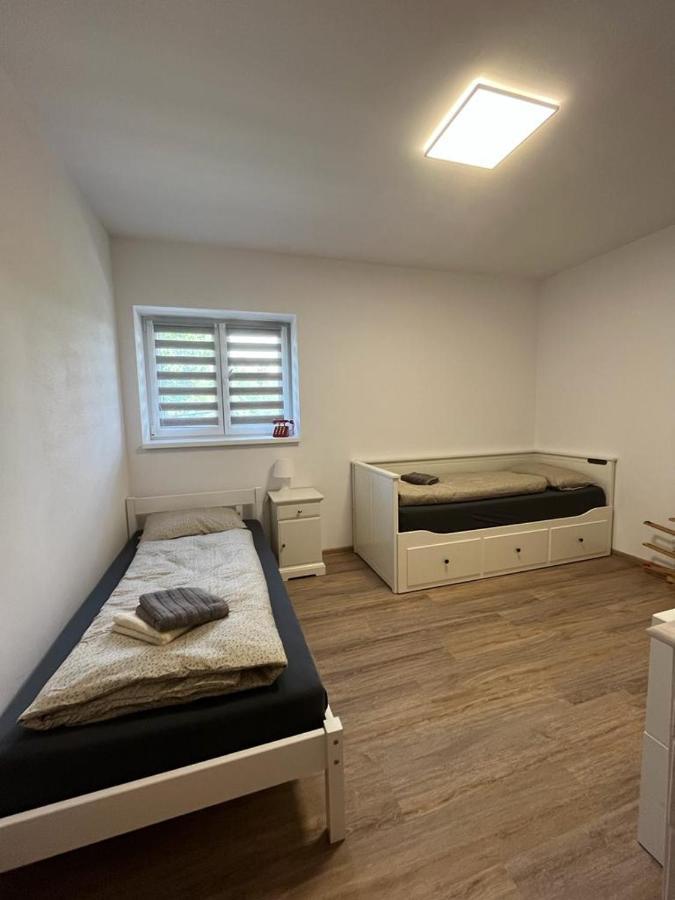 Apartmany Tobias Besiny Экстерьер фото