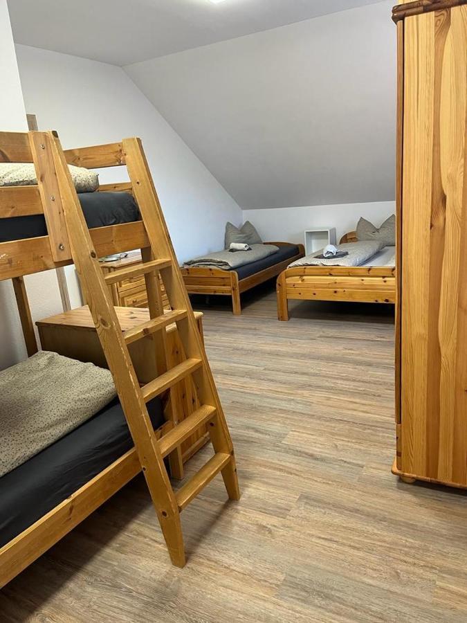 Apartmany Tobias Besiny Экстерьер фото
